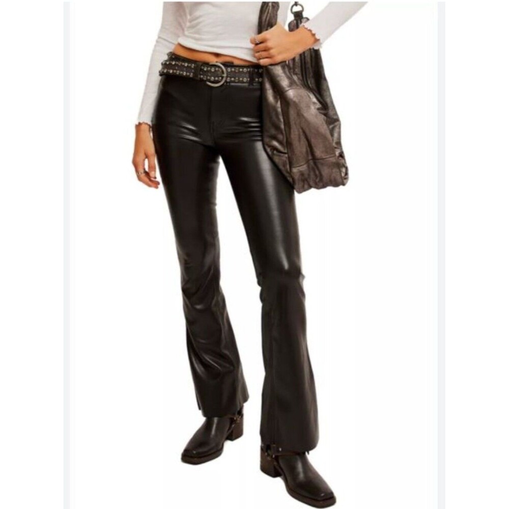 We The Free Level Up Vegan Slit Slim Flare Jeans Sz 28 NWT